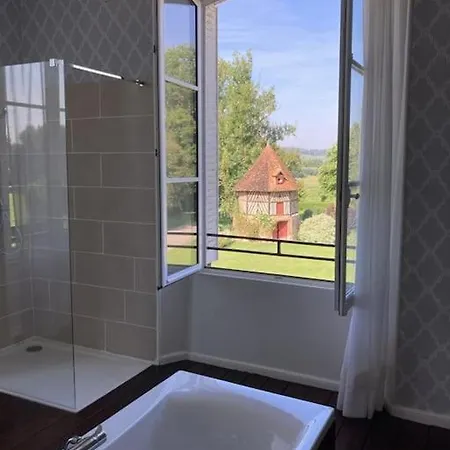 Manoir D'exception A Grandcourt Semesterbostad